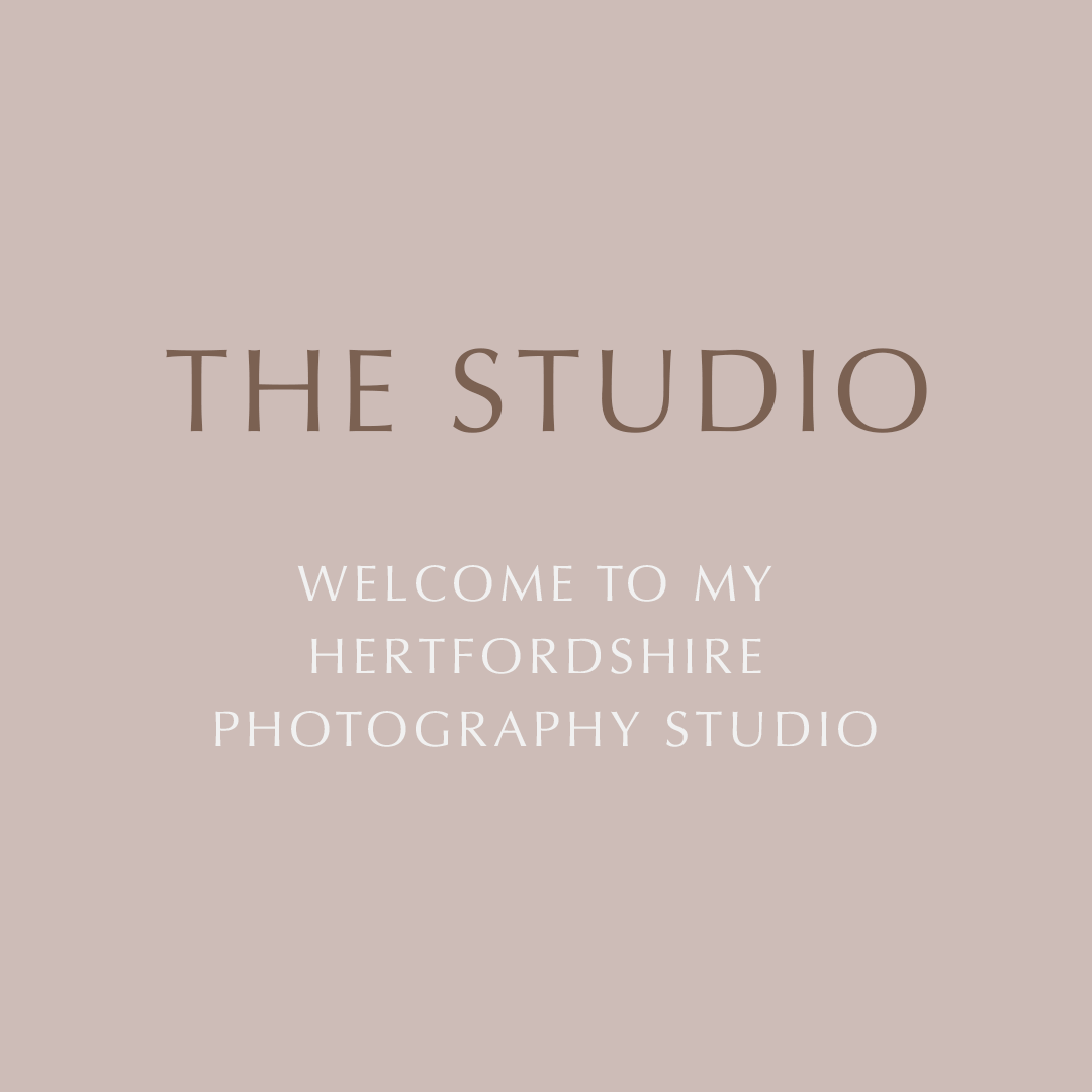 image of text welcoming client to my Hertfordshire photography studio
